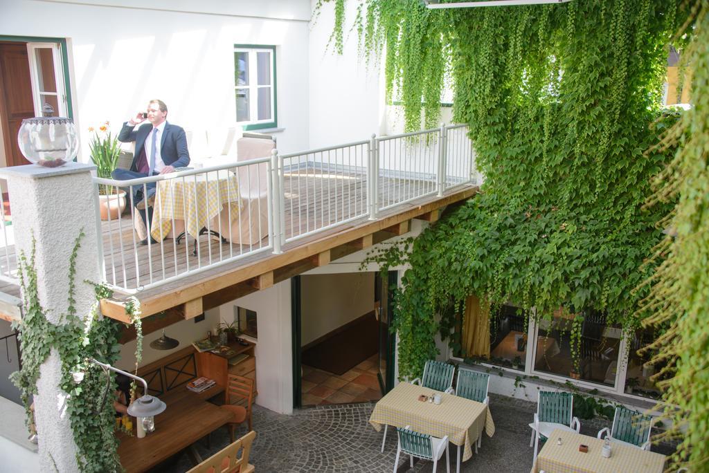 גריסקירכן Gasthof Hotel Zweimueller מראה חיצוני תמונה