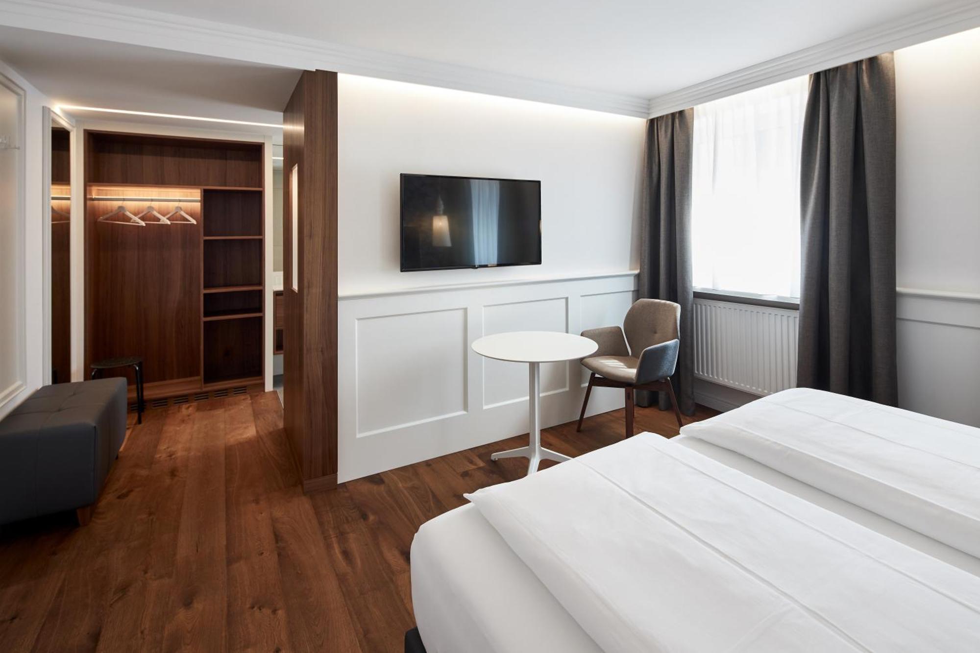 גריסקירכן Gasthof Hotel Zweimueller מראה חיצוני תמונה