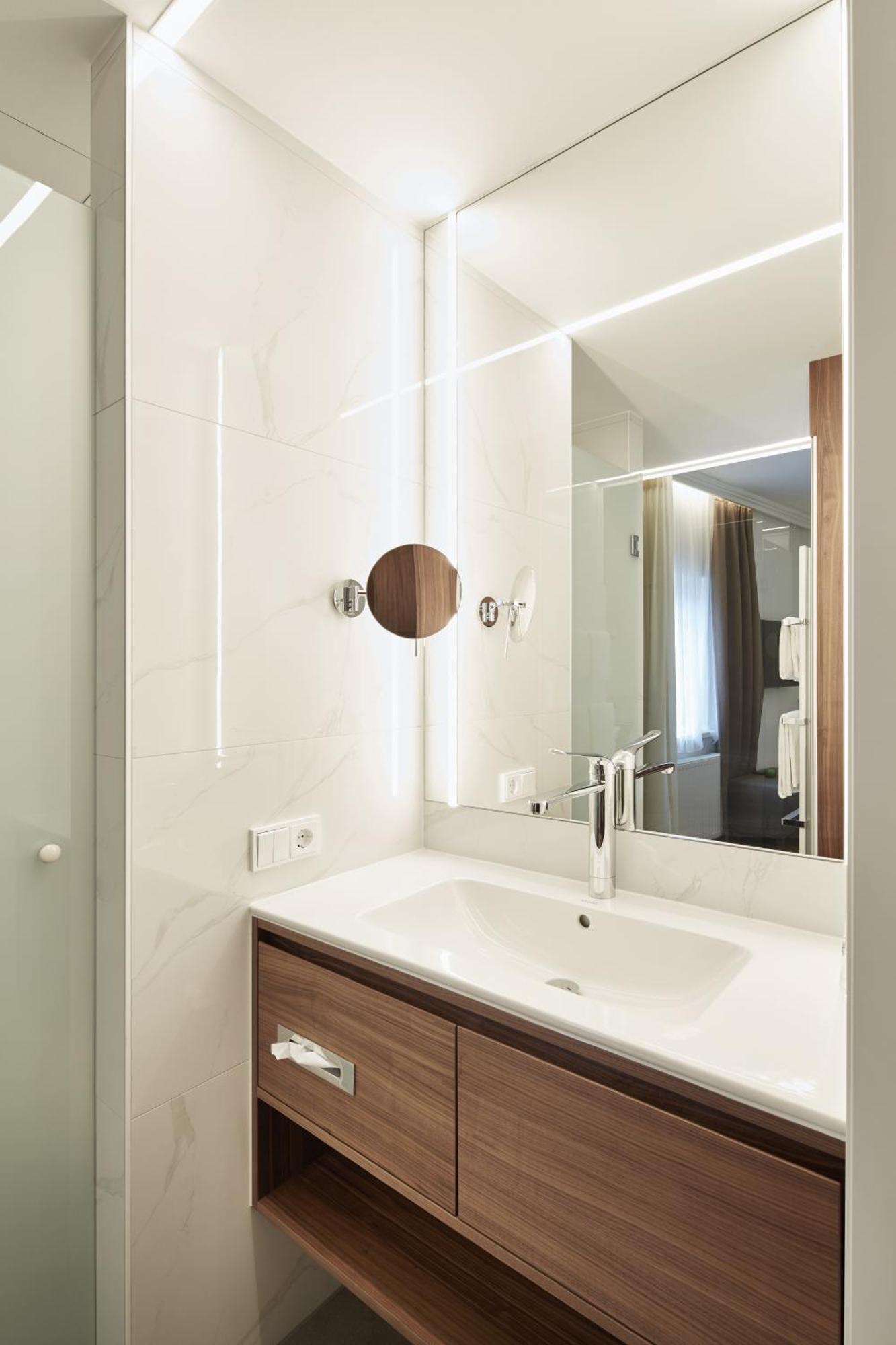 גריסקירכן Gasthof Hotel Zweimueller מראה חיצוני תמונה