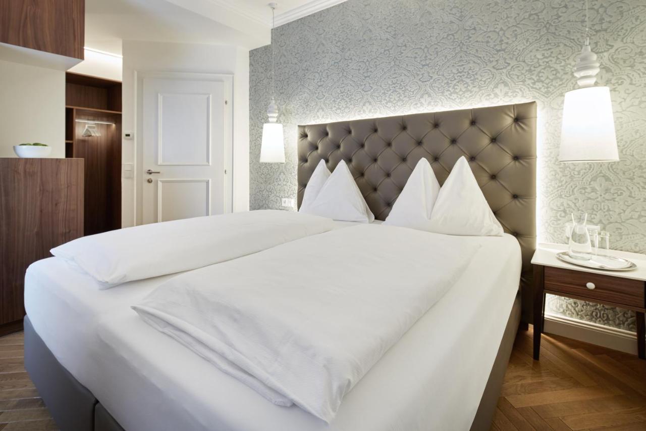 גריסקירכן Gasthof Hotel Zweimueller מראה חיצוני תמונה